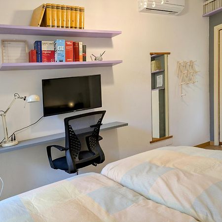 Alma Vacation Apartment In The Centre, Big Terrace Milano Esterno foto