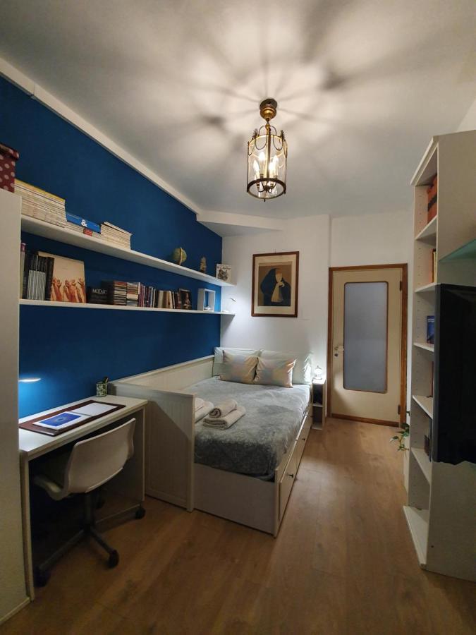 Alma Vacation Apartment In The Centre, Big Terrace Milano Esterno foto