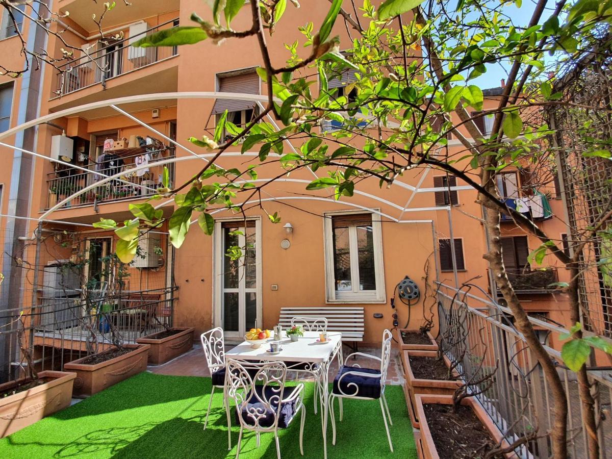 Alma Vacation Apartment In The Centre, Big Terrace Milano Esterno foto