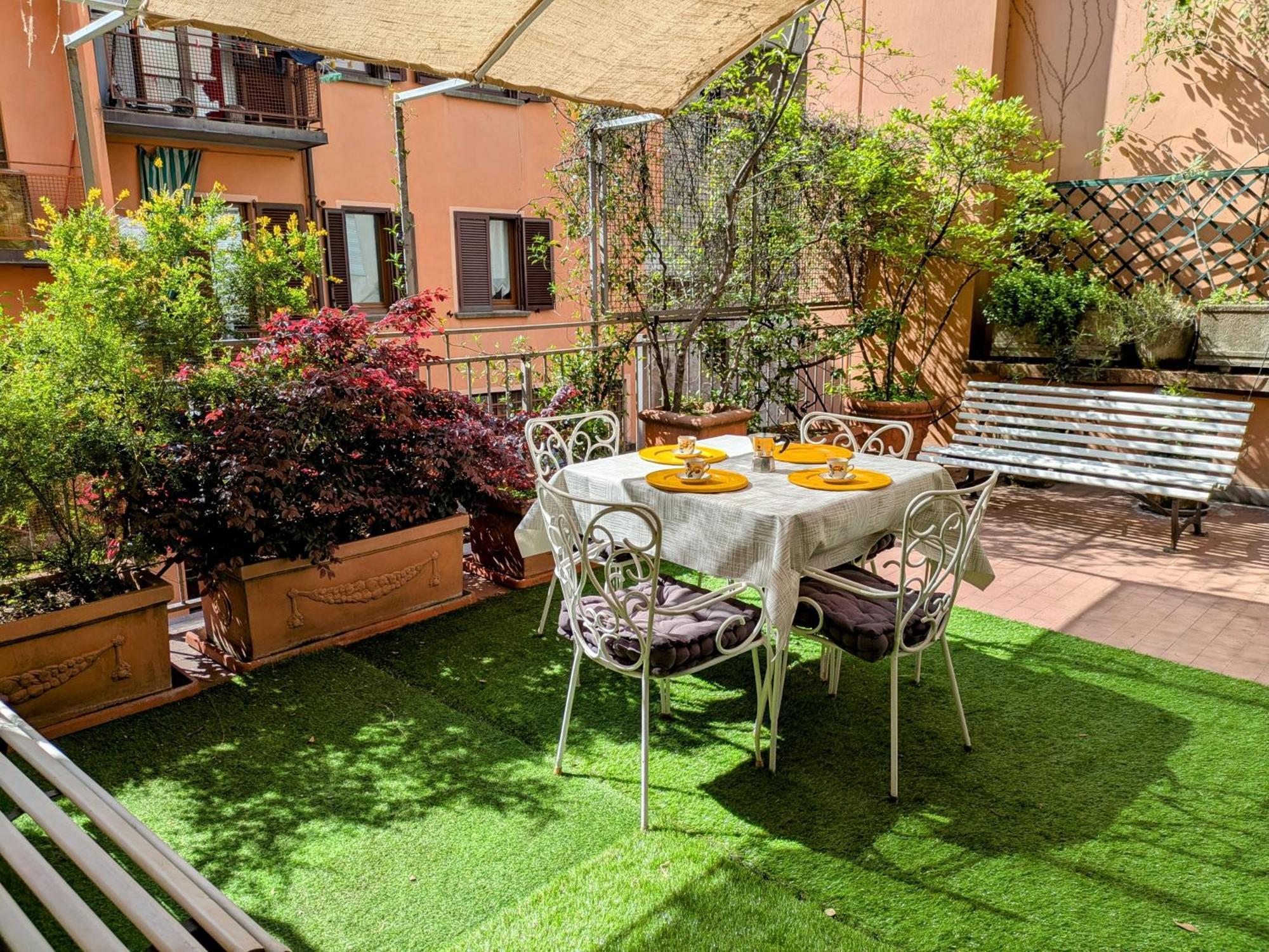 Alma Vacation Apartment In The Centre, Big Terrace Milano Esterno foto
