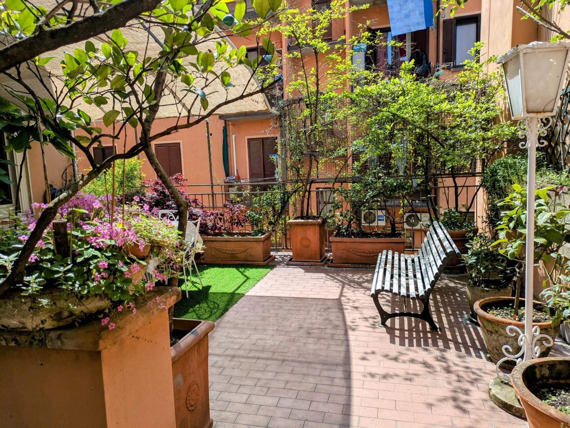 Alma Vacation Apartment In The Centre, Big Terrace Milano Esterno foto
