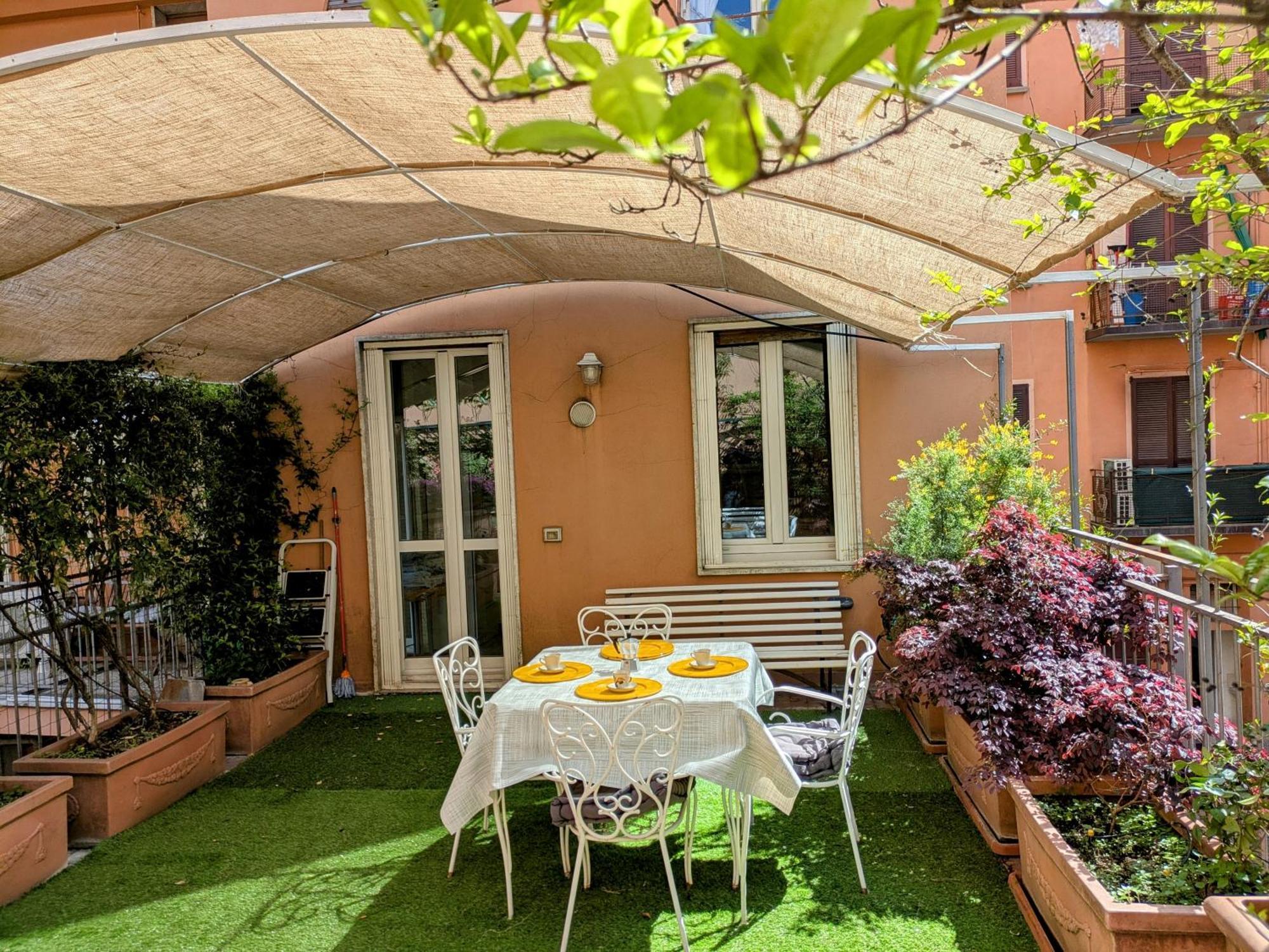 Alma Vacation Apartment In The Centre, Big Terrace Milano Esterno foto
